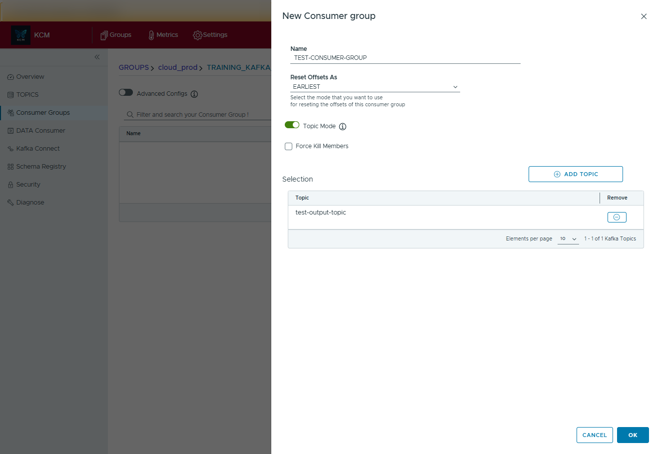 New consumer group modal with name, offset reset mode, topic selection, and topic mode toggle